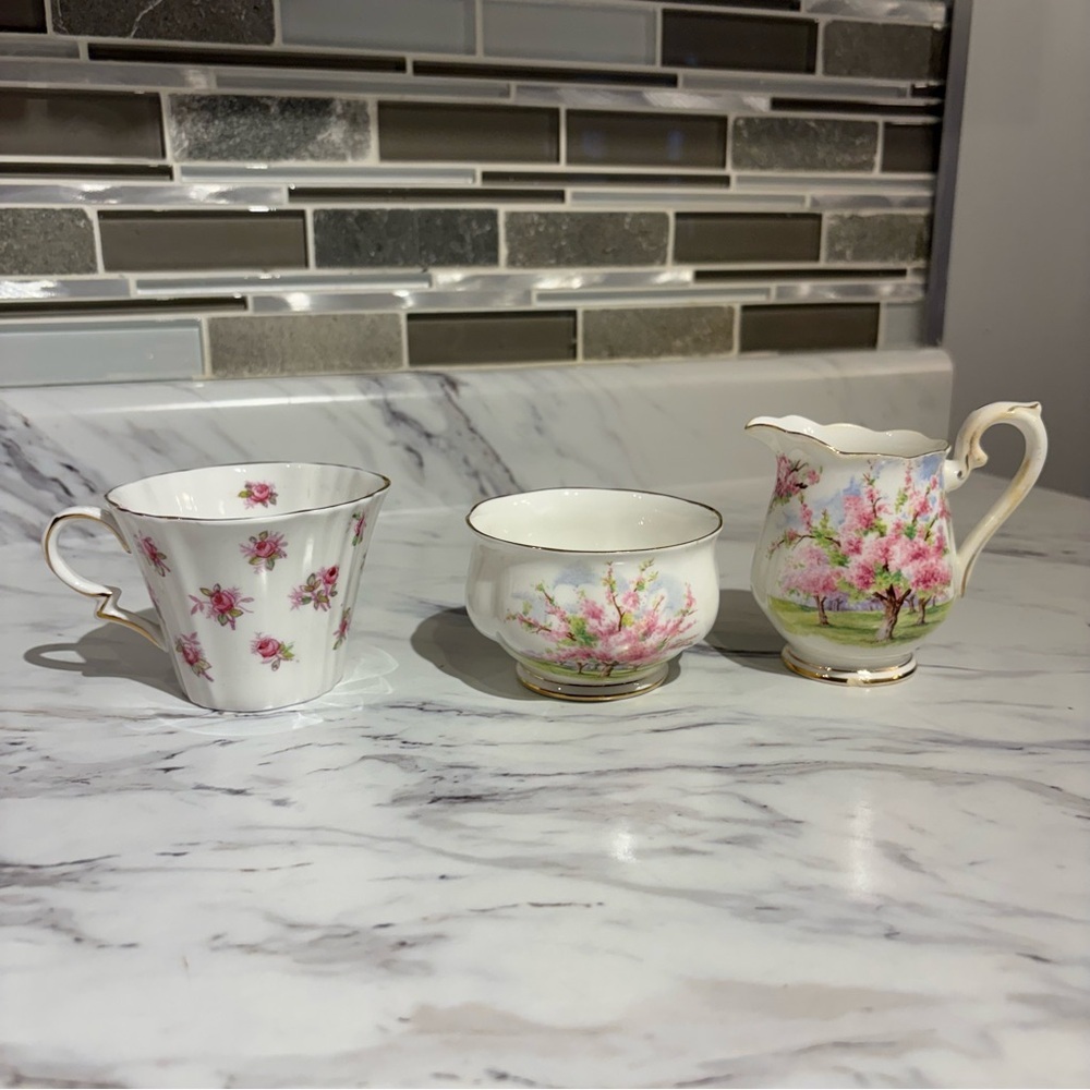 Vintage Royal Albert Blossom Time Set Free With Purchase